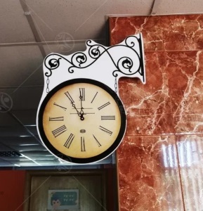 Декорация Вокзальные часы